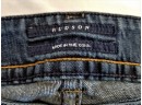 NEW Women's Signature Boot Cut Mid Rise Dark Wash Jeans Size 29