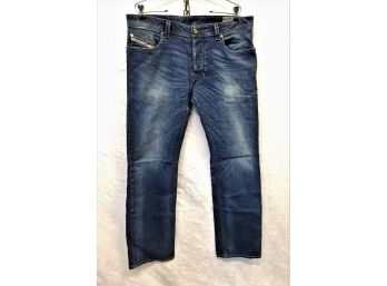 Men's Diesel 'LARKEE' Regular Straight Leg Button Fly Jeans Size 36 - 32