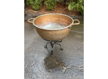 Vintage Large Heavy Copper Kettle ( Used In A  Candy  Store)