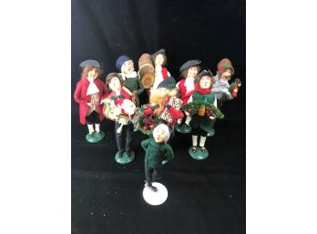 Byer's Choice The Carolers Lot 1