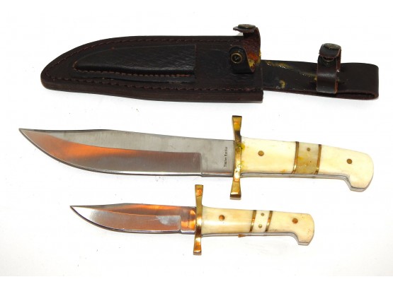 Nice 12 Inch Timber Rattler Duel Knife Set With Double Sheath