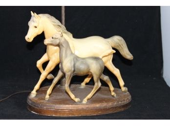 Unusual Vintage Marked Breyer Horse Lamp On Wood Base