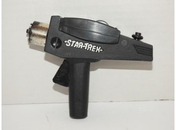 Vintage 1975 Paramount Pictures Star Trek Phaser Gun Toy