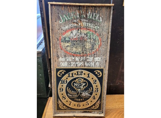 Jack Daniels Old Time Tennessee Whiskey Barrel Bark Clock  - Works A1
