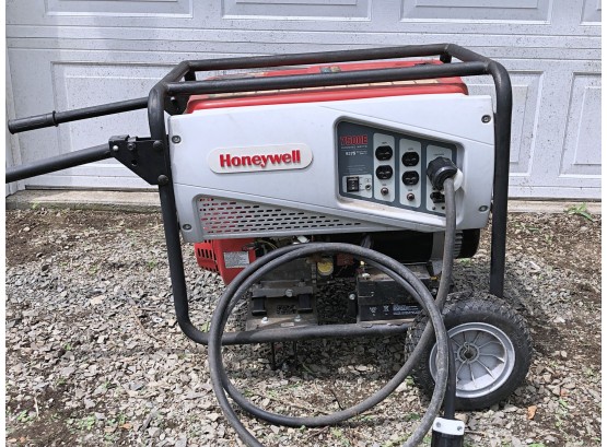 Honeywell Generator With Caddy