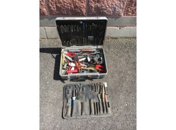 D116 Big Case Full Of Tools