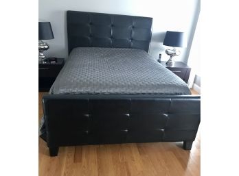 Gorgeous Queen Size Bed