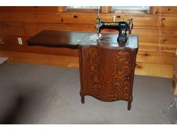 Antique Singer Sewing Machine Oak Case