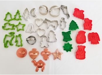 Lot Of Christmas Holiday Cookie Cutters