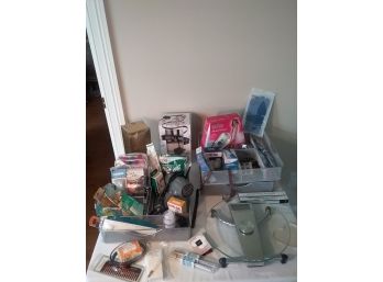 HUMONGOUS LOT Of MOSTLY NEW Health And Beauty Products - See All The Photos