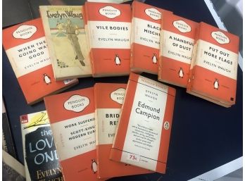 Vintage 1955 Lot Of 12 Penguin Books Evelyn Waugh Fiction Series In VG Condition
