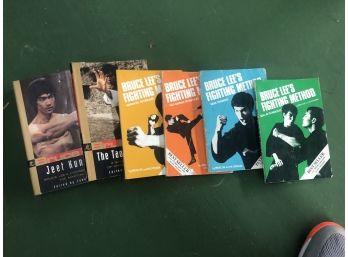 Lot Of Vintage BRUCE LEE MARTIAL ARTS BOOKS IN VERY GOOD COND
