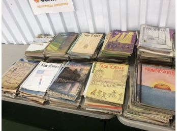 Huge Lot Of The Iconic 'The New Yorker' Magazines From 1975-1979 Dozens & Dozens Of Complete Magazines