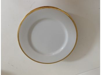 6 Gold Rimmed Plates - The Cellar
