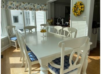 Broyhill White Kitchen Table With Eight Chairs