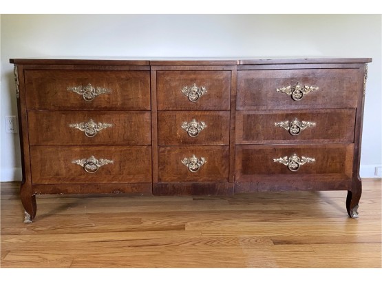 Henredon Fine Furniture Vintage Dresser