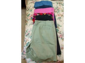Ladies Shorts - Group Of 6  Size 6