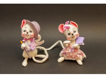 Pair Annalee Collectible Mouse Figurals 6' Height