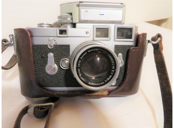 Vintage Leica Range Finder Meter GmbH Wetzlar Camera With Case