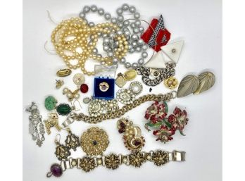 Mixed Lot Of Jewelry For Crafting Or Wear