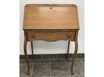 Antique Oak Slant Top Desk 27 1/2' X 14' X 40'