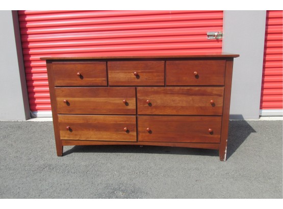 Broyhill Premier Chest Of Drawers With 7 Drawers