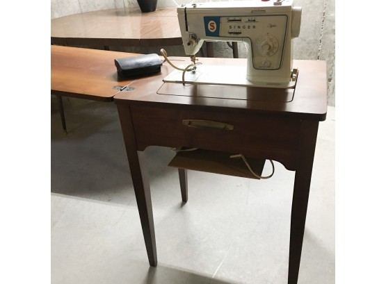 Vintage Singer Stylist Sewing Machine In Cabinet (parts/repair)
