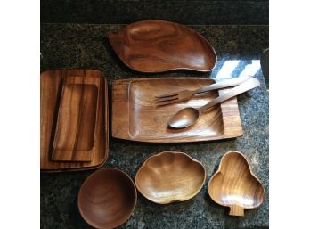 Assorted Wooden Salad Dish Serving Pieces