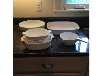 Assorted Corningware Dishes