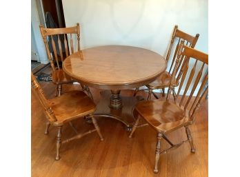 Ethan Allen Round Maple Pedestal Table & 4 Chairs