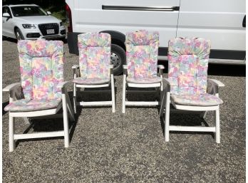 4 Adjustable Plastic Lounge Chairs W/Cushions