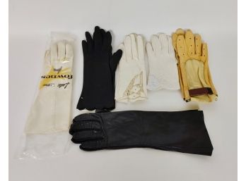 Lot Of Ladies Gloves (6)