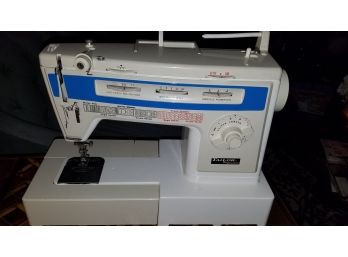 Tailor Professional Heavy Duty Sewing Machine Model 834