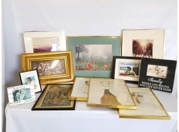 Lot Of Assorted Wall Decor