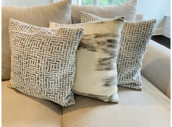 Set Of 3 Pillows (one Wool)