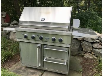 Viking Professional Stainless Steele Grill And Smoker