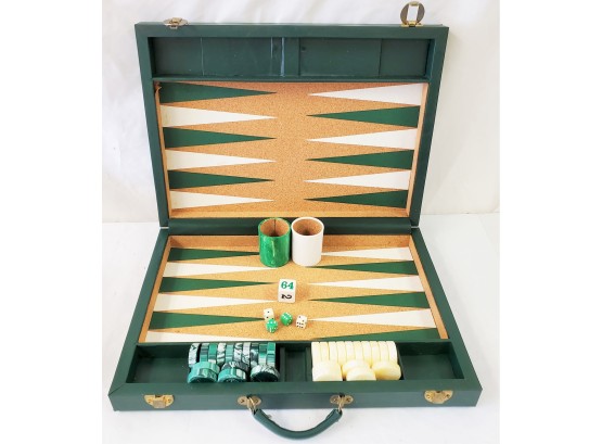 Beautiful Vintage Crisloid Green & White Swirled Bakelite 1,5' Chips Backgammon Tournament Set - Complete Set!