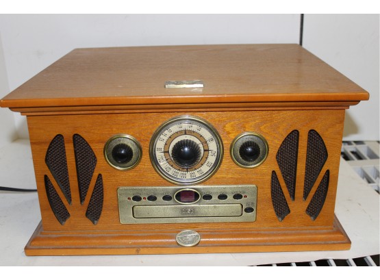 Spirit Of St Louis Wood Case Tabletop Record Player, CD & AM/FM Radio  #556685 