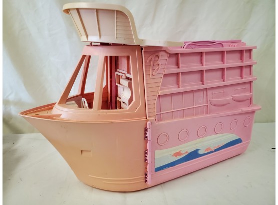 2002 BARBIE Pink Cruise Ship