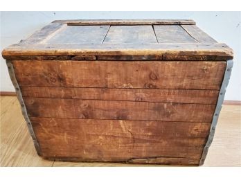 Great Antique Vintage Hinged Lid Wooden Storage Box