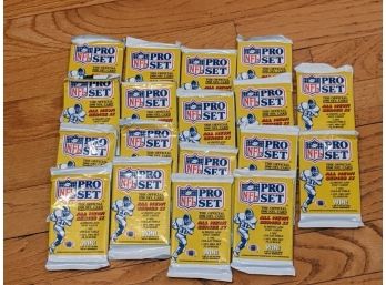 18 Unopened 1990 Pro Set Football Cards