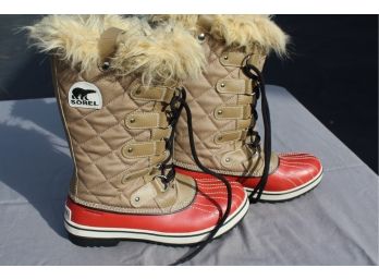 Women's Sorel Boots Size 8