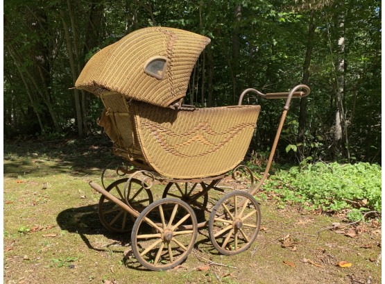 Antique Wicker Pram | Baby Buggy | Doll Carriage | Stroller