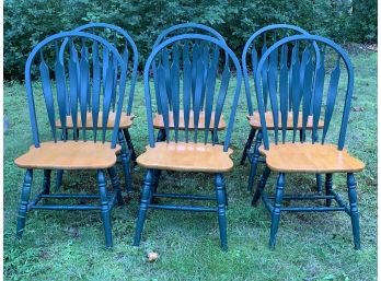 Set Of 6 Windsor Back Style Dining Chairs With Dark Green Backs And Legs.
