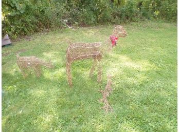 Lot Of 2 Holiday Wire  Yard Deer With Lights
