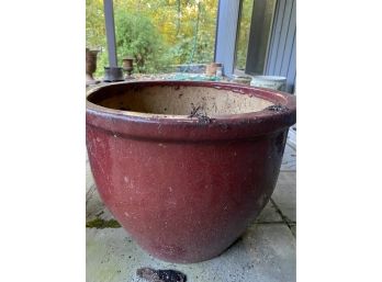 Crimson Garden Pot H 14'
