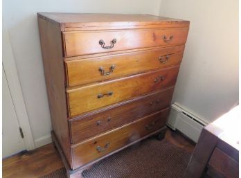 Antique Chest Of Drawers Dovetail Drawers