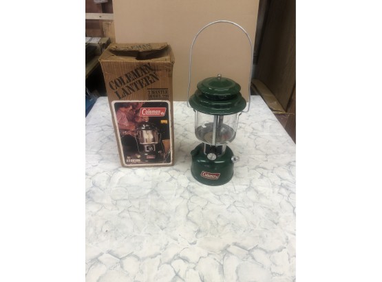 Coleman Lantern Double Mantle March 1981 Model 220K In Original Box Appears Un-used