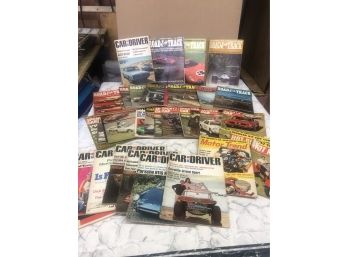 Large Lot Of Vintage 1960s Automobile Magazines - Car & Driver - Motor Trend - Road & Track - Hot Rod & More