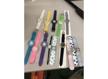 Most New Never Used Over A Dozen Girls Ladies Big BLING Watches In Many Colors